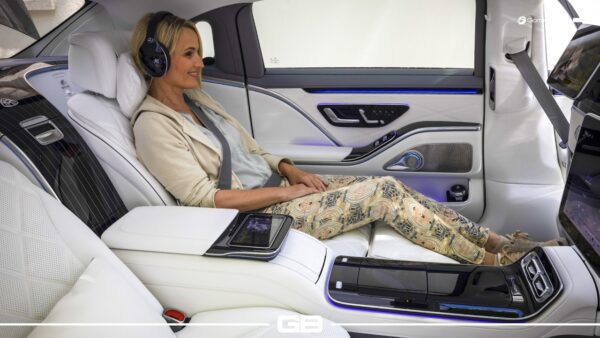 ULT SEDAN - Imagen 5
